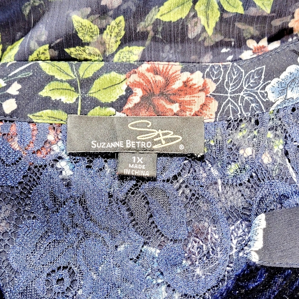 Suzanne Betro Floral Velvet Lace Ruffles Bell Sleeves Flowy Pop Over Blouse (1X) - Picture 8 of 13